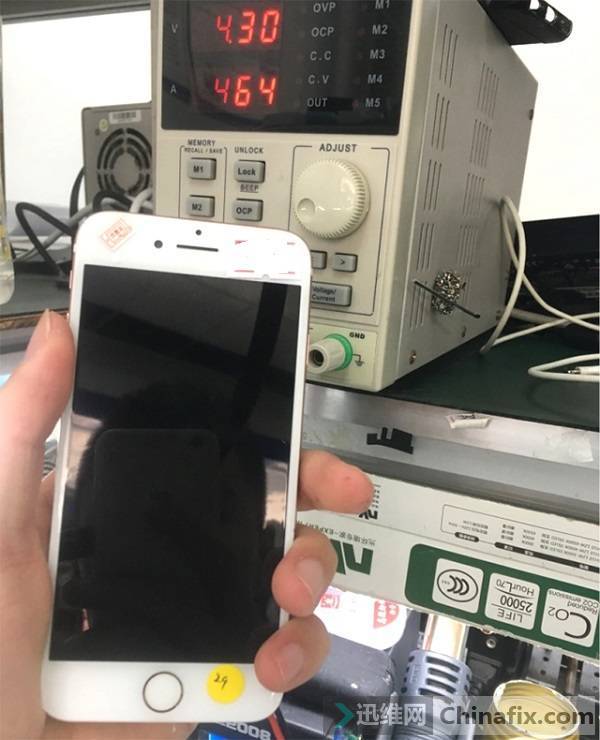 iPhone 7手机不开机