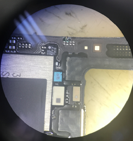 iPhone8后摄像头打不开故障维修