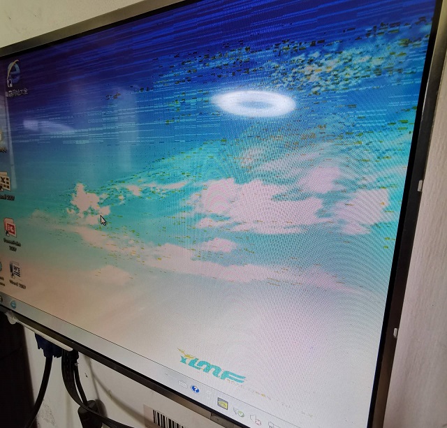 翔升GTX650显卡花屏，跑3D显示驱动停止响应维修