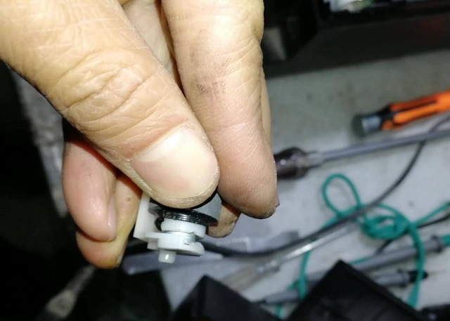 爱普生原装联供机型（L360、L201、L800等）不进纸通病0成本维修