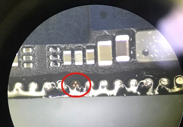 iPhone Xs Max触摸失灵，无听筒无送话故障维修
