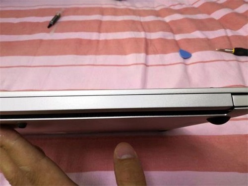 华为荣耀MagicBook拆机