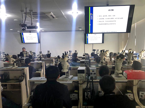 迅维实地培训12月份开学典礼 图3