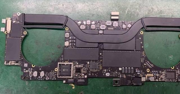 苹果MacBook Pro A1990笔记本进水不开机，刷T2固件修复 图1