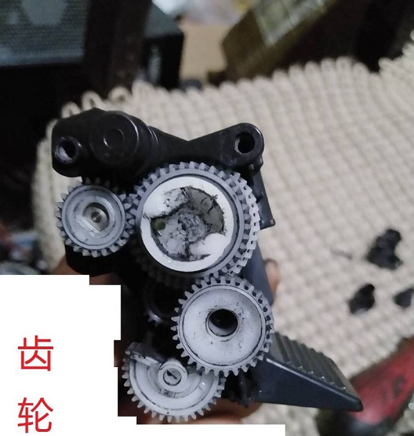 兄弟1608打印机打印时有底灰，粉仓漏粉维修 图1