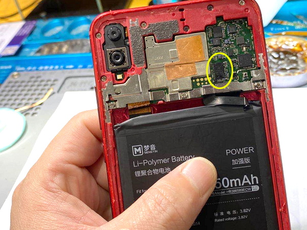 二修进水华为荣耀8X手机无4G信号，2G信号打不出电话维修 图2