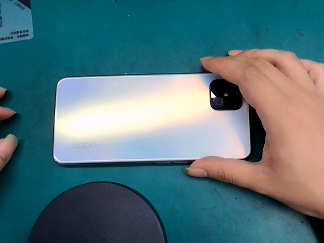 5G手机OPPO A92S拆机 图1