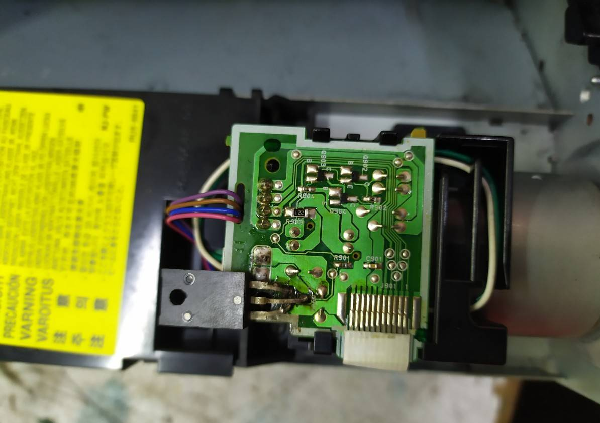 惠普P1108打印机纸路卡纸维修 图2