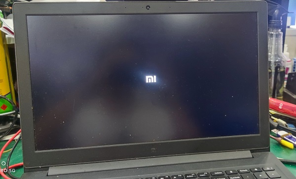 小米TM1802-AD笔记本黑屏不开机故障维修 图3