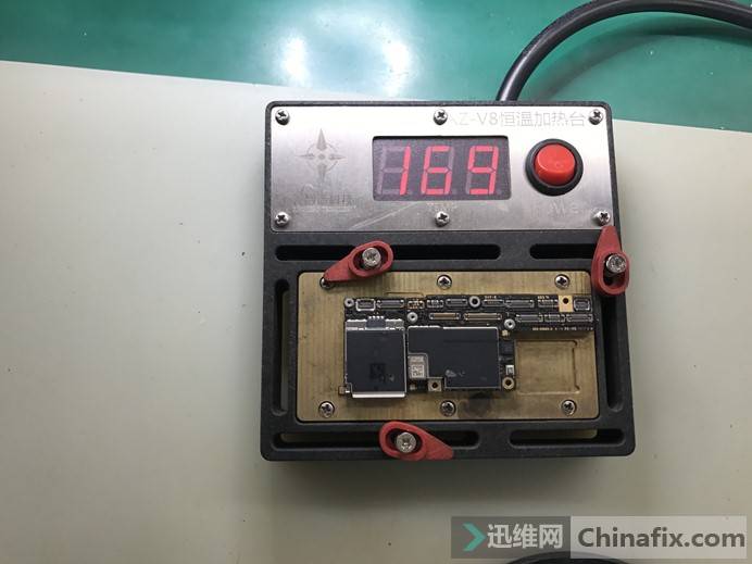 iPhoneX摔后手机无基带，屏幕有绿线维修 图7