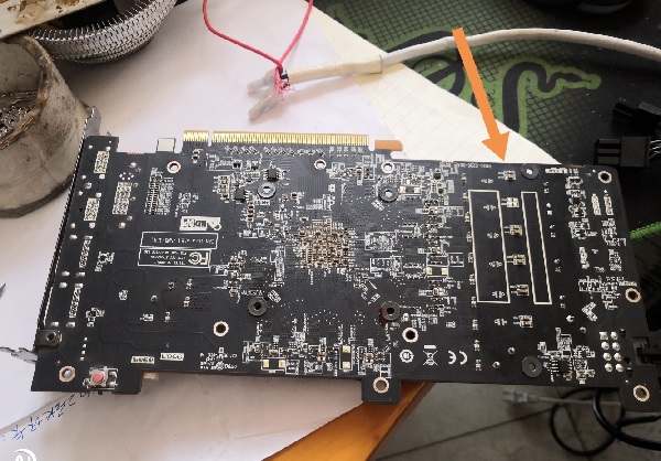 蓝宝石RX480 4G白金版显卡上电没反应，风扇不转维修 图3