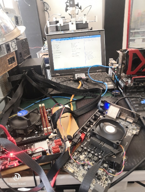 蓝宝石RX480 4G白金版显卡上电没反应，风扇不转维修 图5